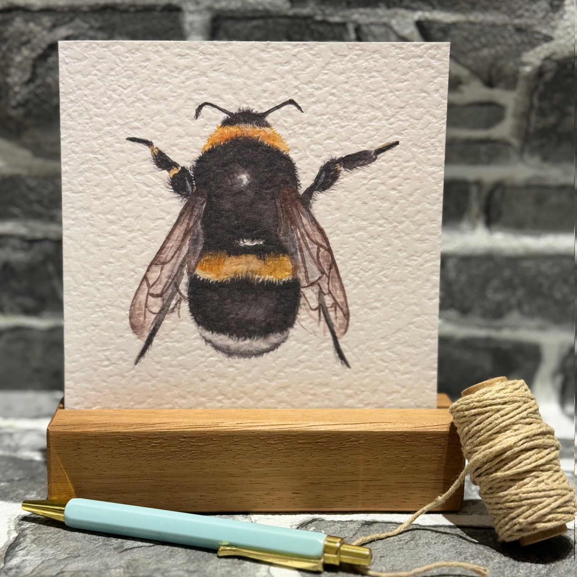 Bumble bee greetings card